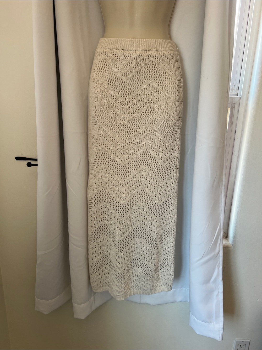 Crochet Maxi Skirt in Cream — Women’s Knit Maxi